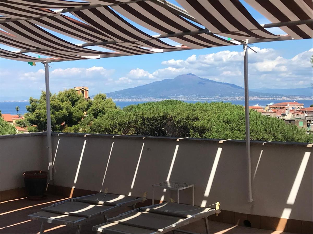 Апартаменти Casa Bice Amazing View Of Vesuvius Сорренто Екстер'єр фото