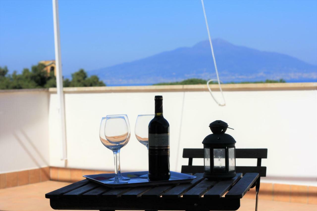 Апартаменти Casa Bice Amazing View Of Vesuvius Сорренто Екстер'єр фото